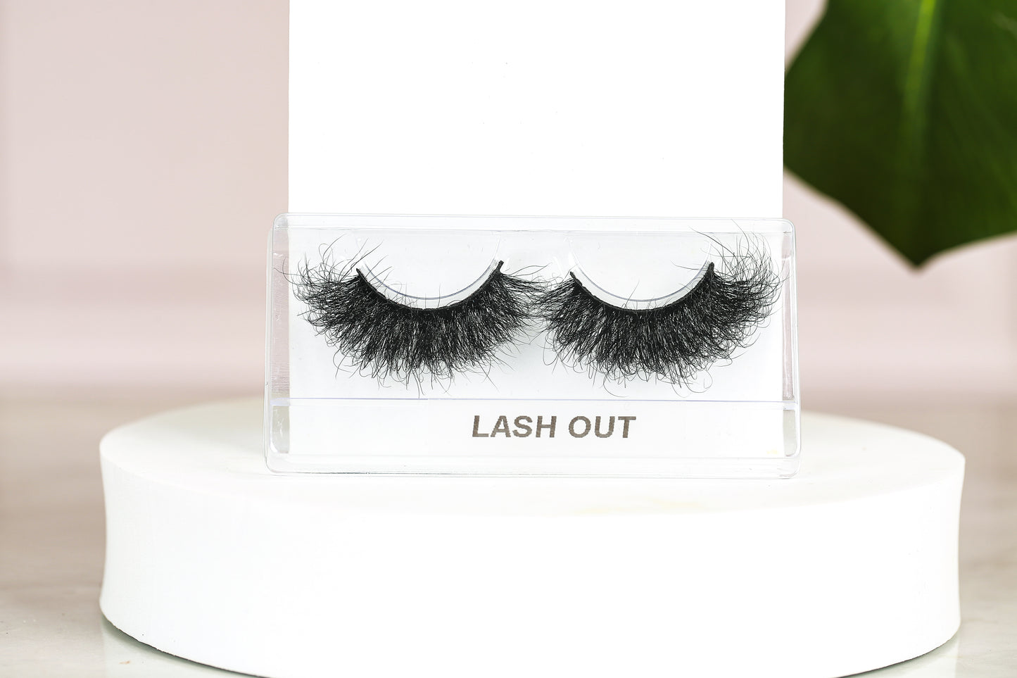 Lash Out lashes - Magnate Beauty