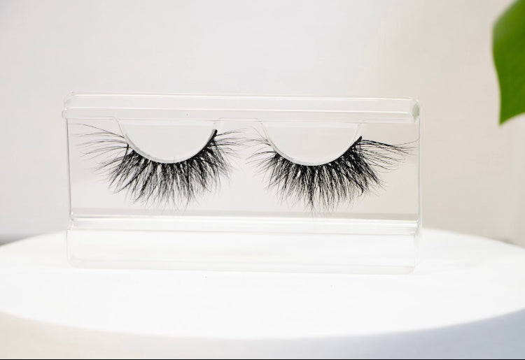 Divalicious Eye Lashes - Magnate Beauty
