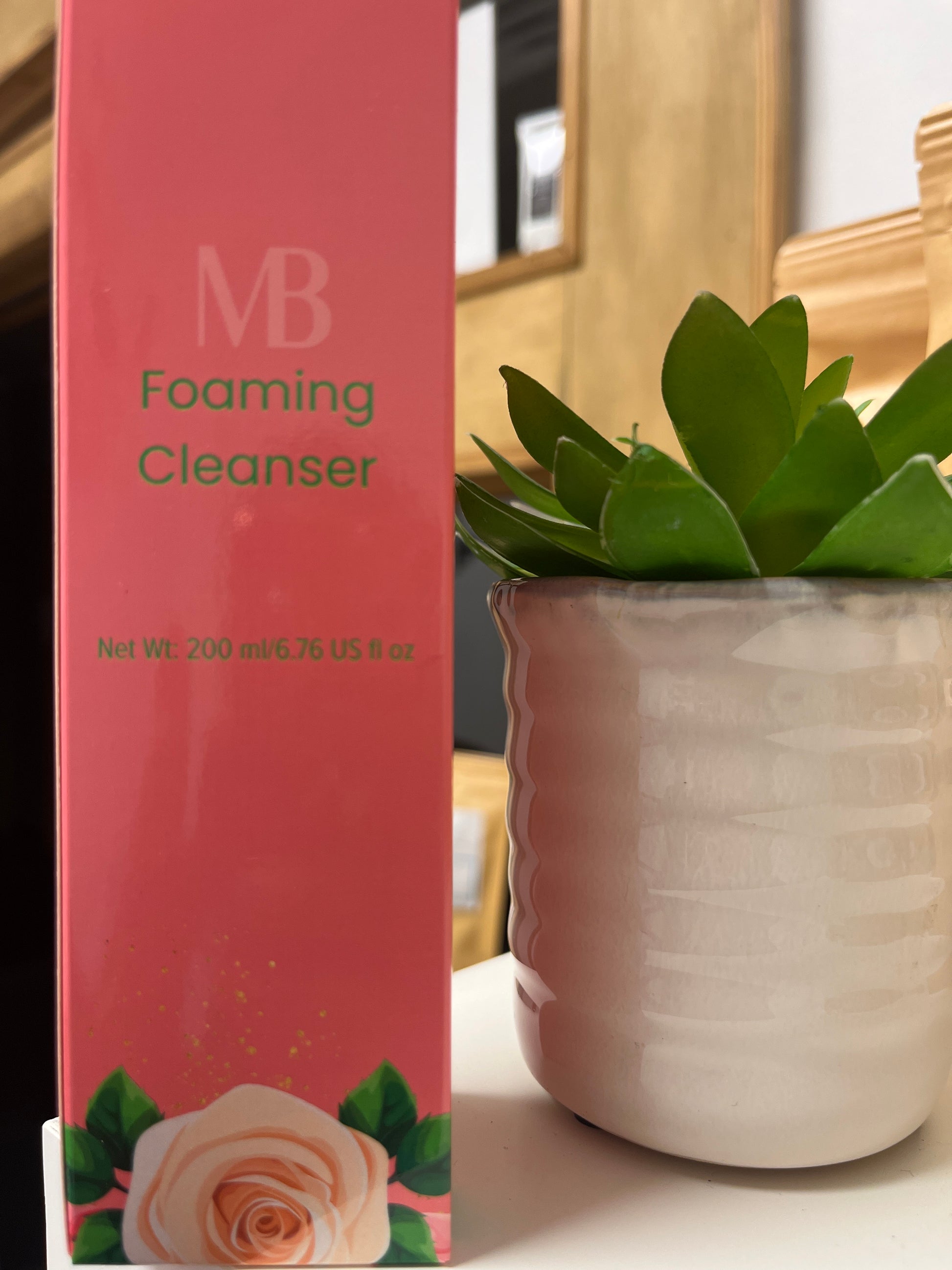 Foaming Facial Cleanser - Magnate Beauty